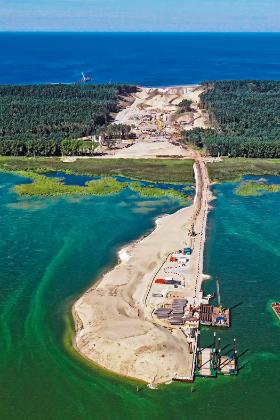 Miejsce przekopu Mierzei Wiślanej.