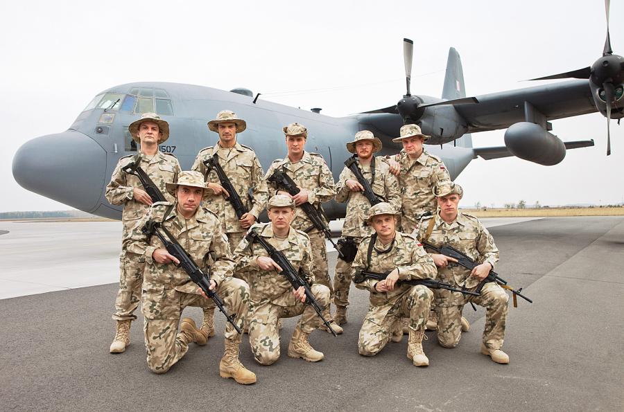 „Misja Afganistan” - Serial osadzony w realiach misji w Afganistanie.