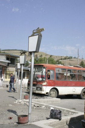 Części Gruzinów wiedzie się teraz znacznie gorzej niż innym. Kiedyś wszyscy mieli mniej więcej po równo, a dziś różnice materialne są bardzo widoczne.