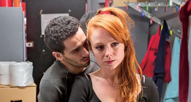 Hassan Akkouch i Irena Melcer jako bohaterowie jednej z trzech filmowych nowel – „Azzam”