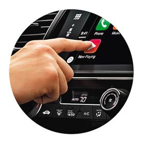 System CarPlay firmy Apple pozwala na  wykonywanie połączeń telefonicznych i wysyłanie maili za pomocą głosu.