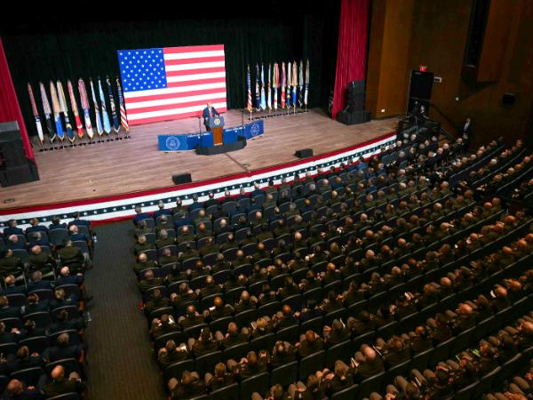 Donald Trump w Quantico, 30 września 2025 r.