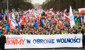 Marsz w obronie TV Trwam w kwietniu 2012 r., Warszawa