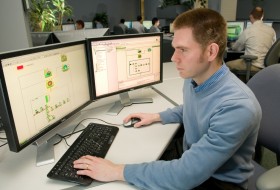 Trzeba się naklikać, żeby zarobić na ratę...