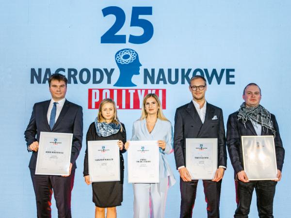 Tegoroczni laureaci. Od lewej: Marek Wodziński, Aleksandra Wdowczyk, Mariola Paruzel-Czachura, Tomasz Gąsior, Piotr Olechowski.