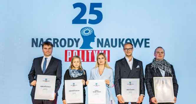 Tegoroczni laureaci. Od lewej: Marek Wodziński, Aleksandra Wdowczyk, Mariola Paruzel-Czachura, Tomasz Gąsior, Piotr Olechowski.
