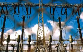 Swoich słuchaczy ma oczywiście elektrownia.