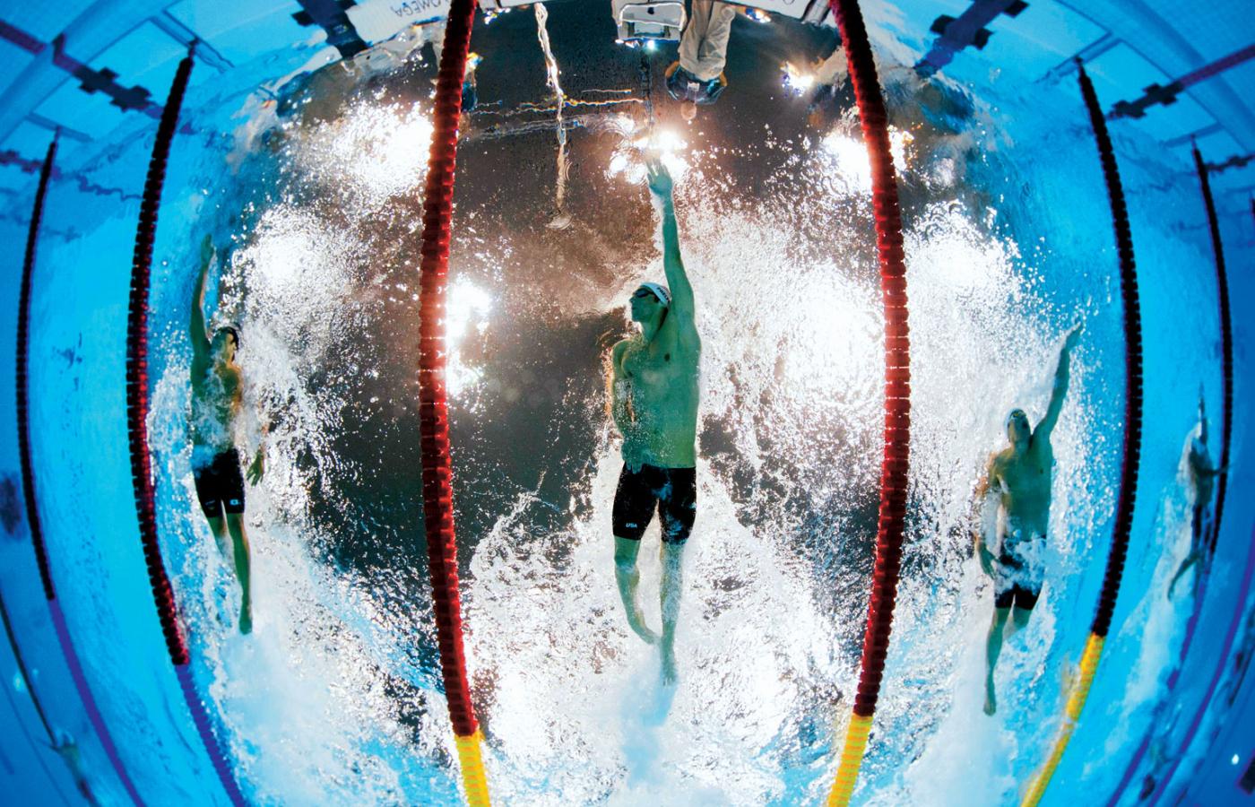 Michael Phelps na igrzyskach olimpijskich w Londynie wyśrubował swój medalowy rekord wszech czasów do 22 krążków.
