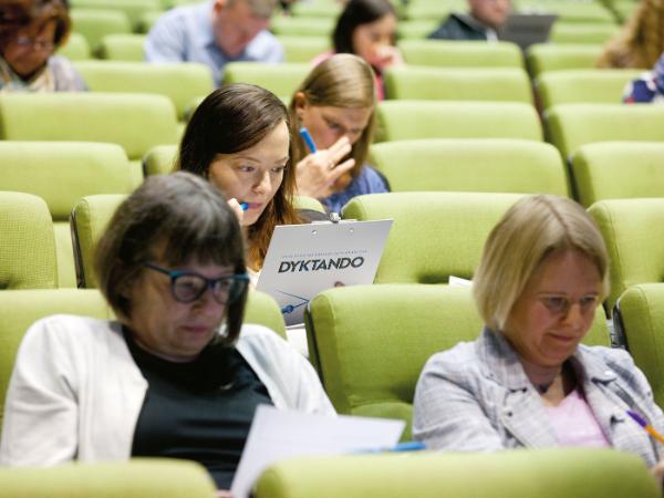 Nowe zasady pisowni zaczną obowiązywać 1 stycznia 2026 r.