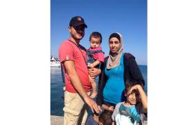 Syryjczycy Muhammad Kaima i Rena Ahmad i ich trzech urwisów: Said, Zain i Azzan