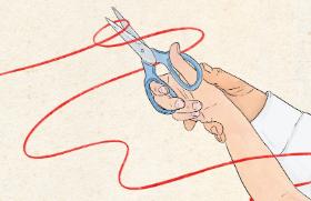 Śmierć w domu i śmierć w szpitalu to zupełnie różne języki. Jeden jest intymny, pełen gestów, które znaczą więcej niż słowa. Drugi – głośny, proceduralny, bezpieczny, ale odhumanizowany.