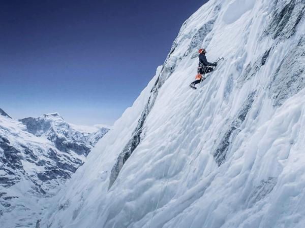 Kadr z filmu „Ściana cieni”