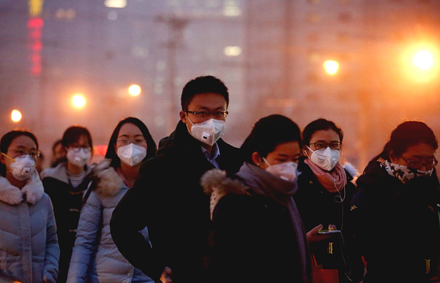 Zawsze, kiedy z Chin nadchodzą informacje o masowych zachorowaniach na zapalenia płuc lub przypominające grypę, w centrali Światowej Organizacji Zdrowia następuje poruszenie.