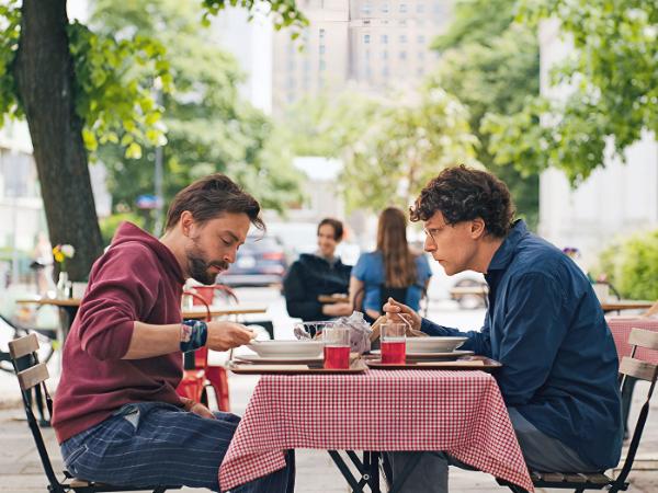 „Prawdziwy ból”, reż. Jesse Eisenberg