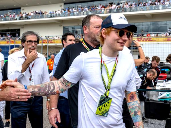Ed Sheeran osiągnął w popie wszystko. W kwestiach politycznych jest przezroczysty.