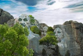 PiS zadał nam ważne pytania ustrojowe, choć akurat od nas, „obywateli niepisowych”, żadnej odpowiedzi nie oczekuje.