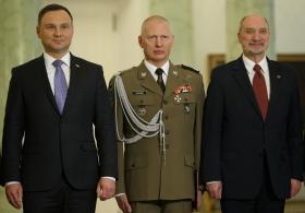 Prezydent Andrzej Duda, gen. Mirosław Różański, Antoni Macierewicz