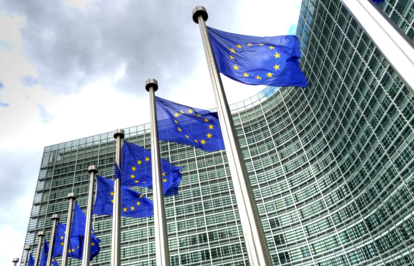 Komisja Europejska rozpoczęła procedurę zmierzającą do zaskarżenia do Trybunału Sprawiedliwości UE przepisów dyscyplinarnych dotyczących sędziów.