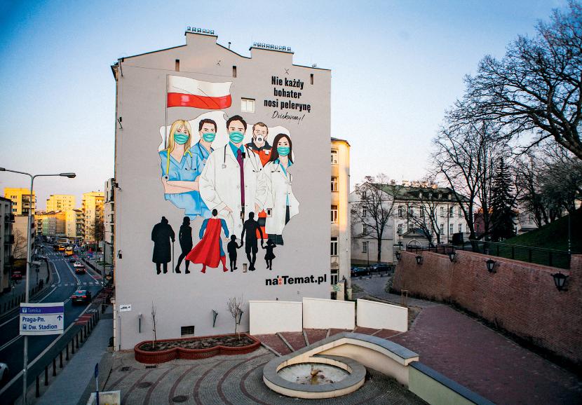Mural w Warszawie na cześć pracowników służby zdrowia.