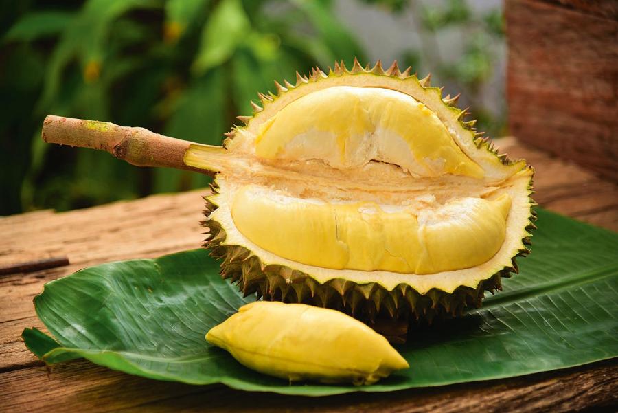 Przekrojony durian.