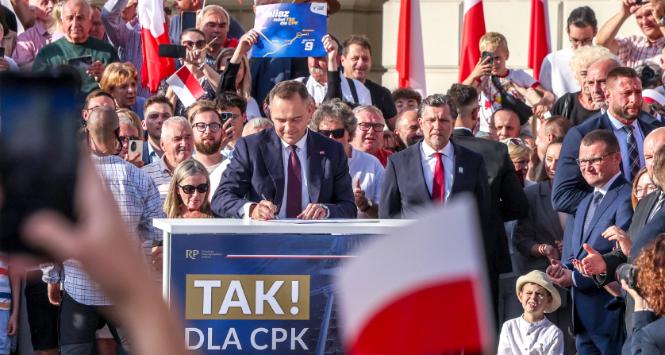 Karol Nawrocki podpisał projekt ws. CPK, 7 sierpnia 2025 r.