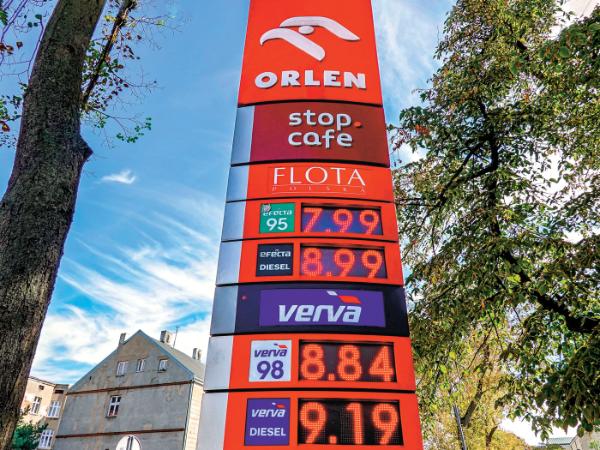 1 września ceny paliw na polskich stacjach poszły ostro w górę, bo tego dnia zakończyła się druga edycja rządowego programu CPN, czyli Ceny Paliw Niżej.