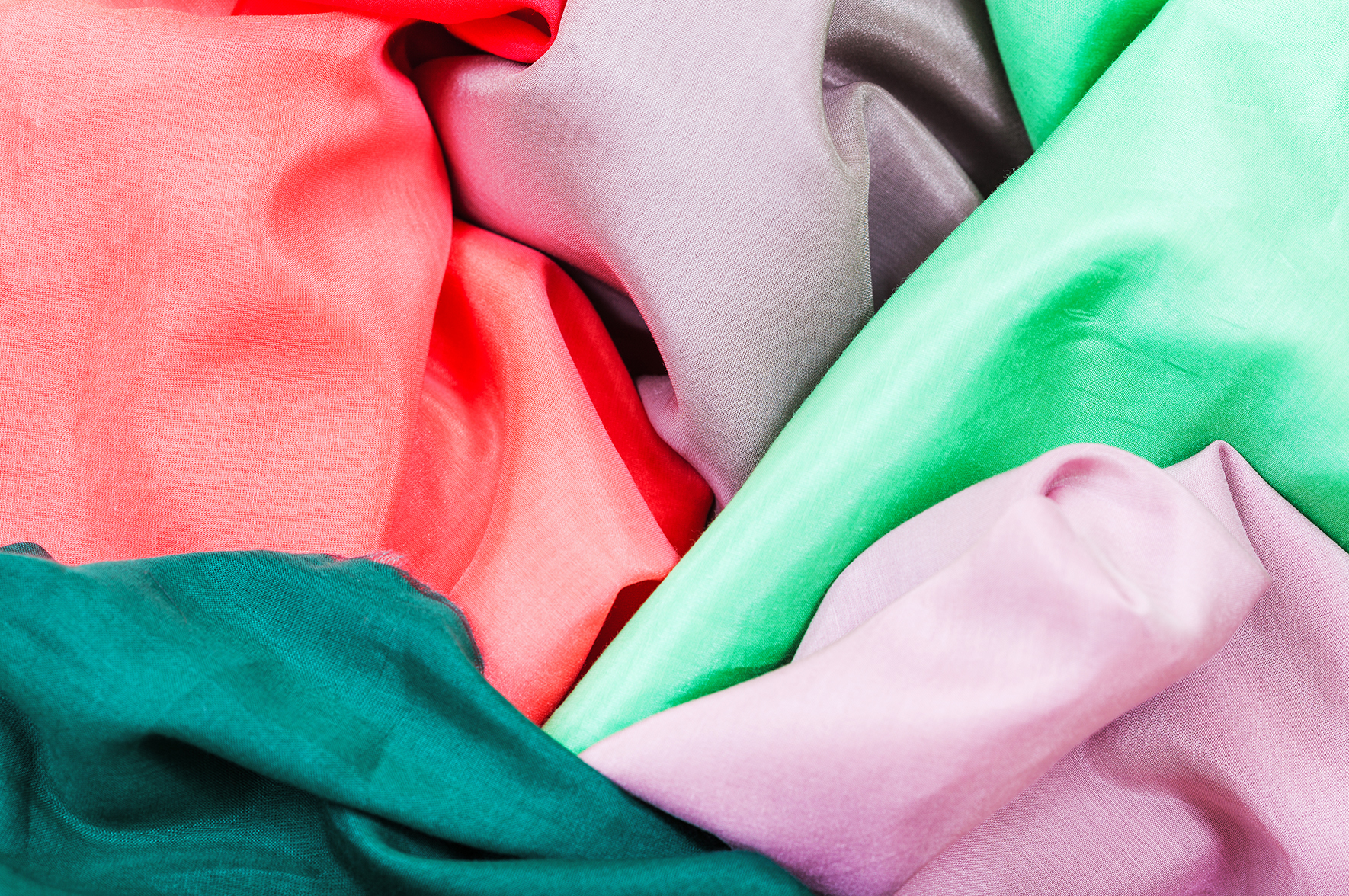 Materiał, który wysłucha i poda dalej