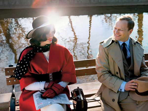 Natalia Rybicka w roli femme fatale PRL i Maciej Stuhr jako muzyk po przejściach