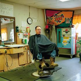 Zakład fryzjerski na obrzeżach San Antonio.