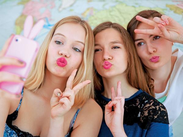 Prawie 10 tys. osób obejrzało na YouTube filmik zatytułowany „Czy ja jestem ładna?”.