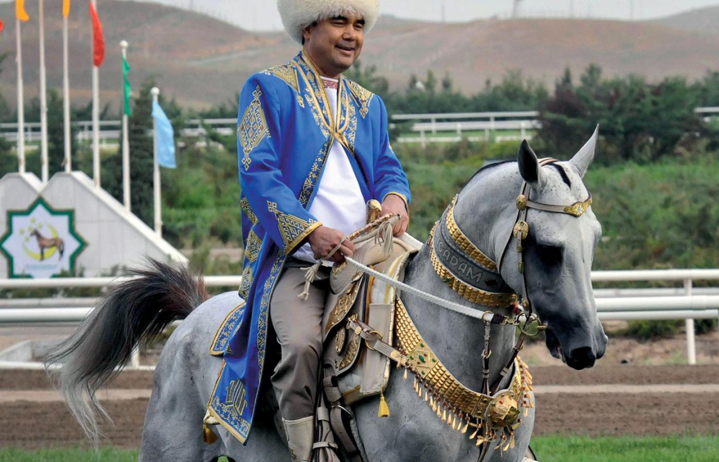 W Turkmenistanie powstają wiersze dedykowane koniowi prezydenta.