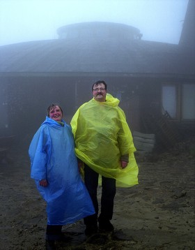Nawet jeśli na dole nie pada, na Śnieżce może być mokro...