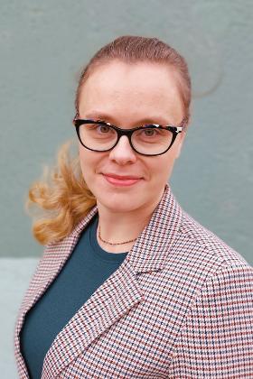 Dr Maja Olecka