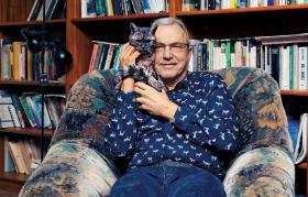 Prof. dr hab. Andrzej Elżanowski