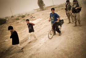 W Iraku obecność tłumacza była niezbędna.