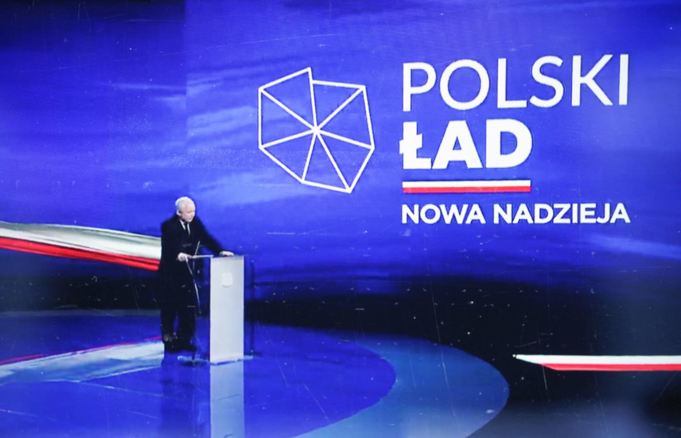 Jarosław Kaczyński wprowadza do Polskiego Ładu.