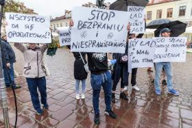 Propozycja Nowego Ładu i wprowadzenia nowych podatków wywołała protesty. Rzeszów, 18 maja.