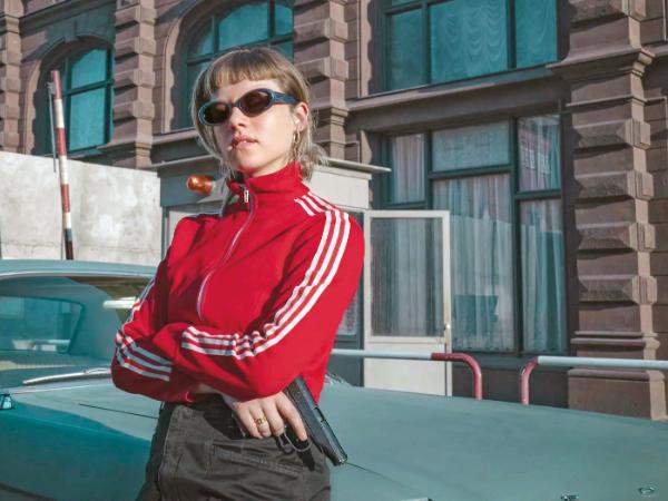 „Kleo 2”, scen. Hanno Hackfort