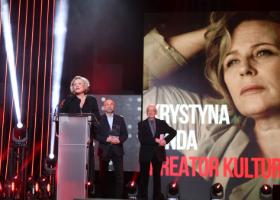 Krystyna Janda z tytułem Kreatora Kultury, specjalnym wyróżnieniem POLITYKI.