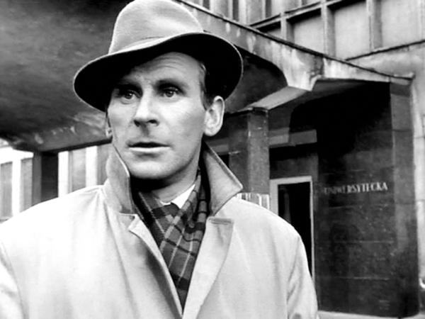 Wiesław Gołas jako kapitan Sowa