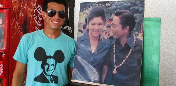 Na zdj. filipińska koszulka z Goerge'em, antybohaterem narodowym. Fot. mtoz, Flickr, CC by SA