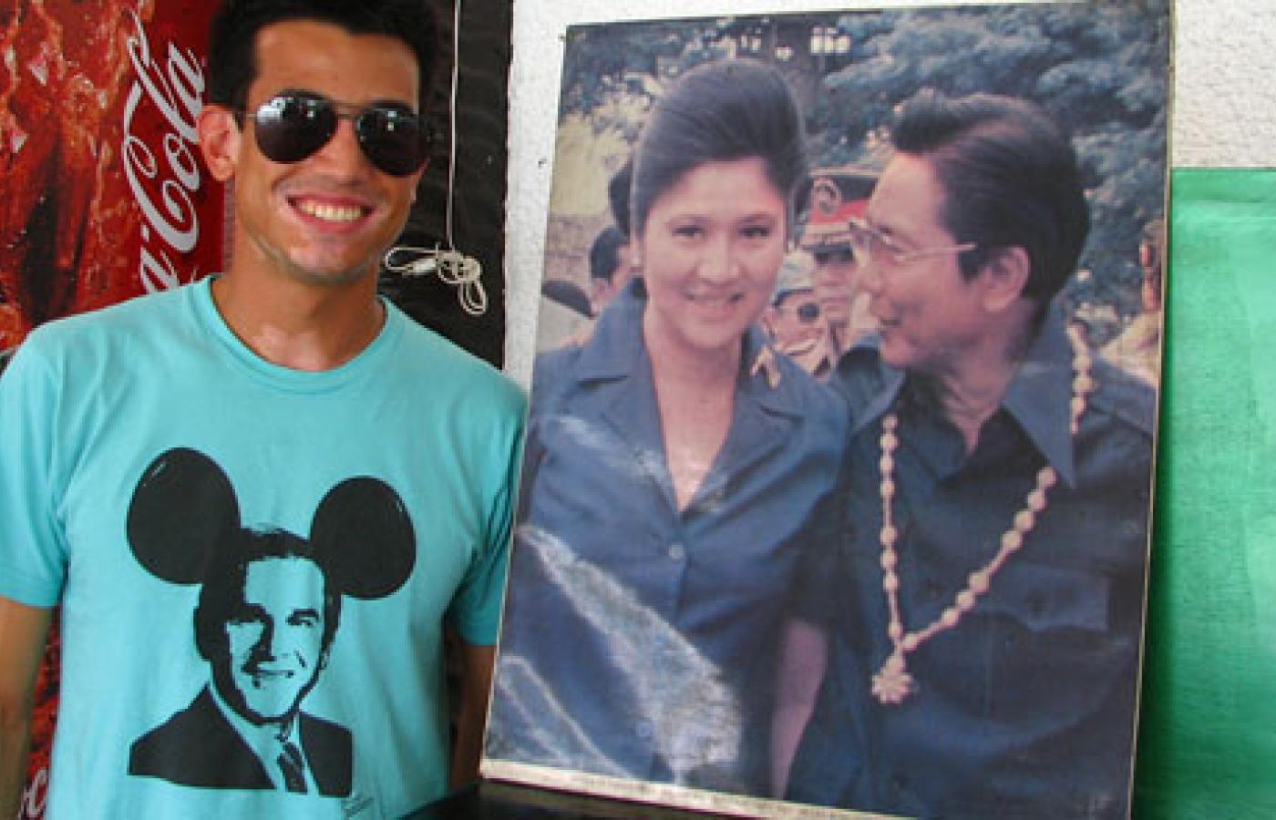 Na zdj. filipińska koszulka z Goerge'em, antybohaterem narodowym. Fot. mtoz, Flickr, CC by SA