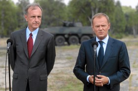 'Nie może być tak, że minister Klich musi dać głowę, zapłacić za Smoleńsk i nie będzie problemu'.