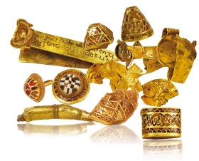 Tzw. złoty złom ze skarbu w Staffordshire.