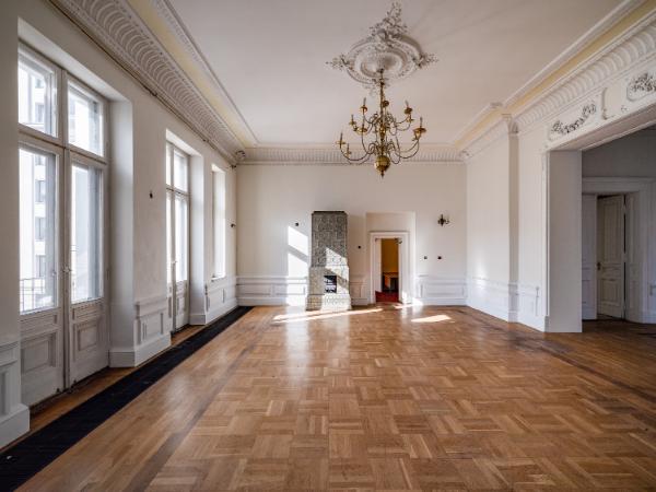 Targi Art Warsaw tym razem odbędą się w Willi Róż.