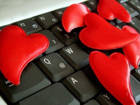 W Internecie seksualne paliwo jest dostępne non stop tysiącami klatek, o każdej porze dnia i nocy.