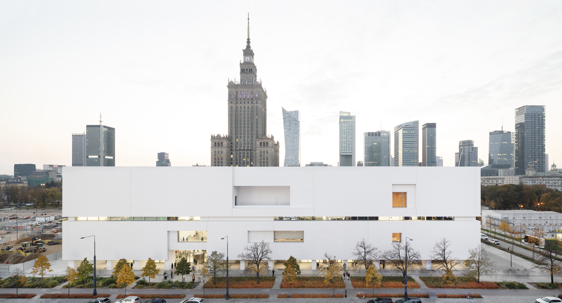 Spór o architekturę! Dlaczego budynki budzą w nas wielkie emocje? | Kultura na weekend. Odc. 296