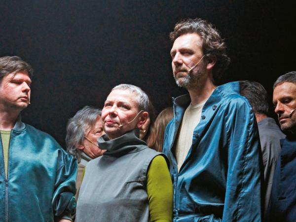 „Kosmiczny Dom”, reż. Lina Lapelytė