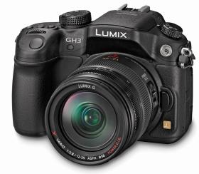Lumix GH3 Panasonica posiada matrycę o rozdzielczości 16 mln pikseli i czułości od 200 do 12800 ISO.