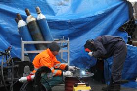 Plac budowy stacji Rondo Daszyńskiego.